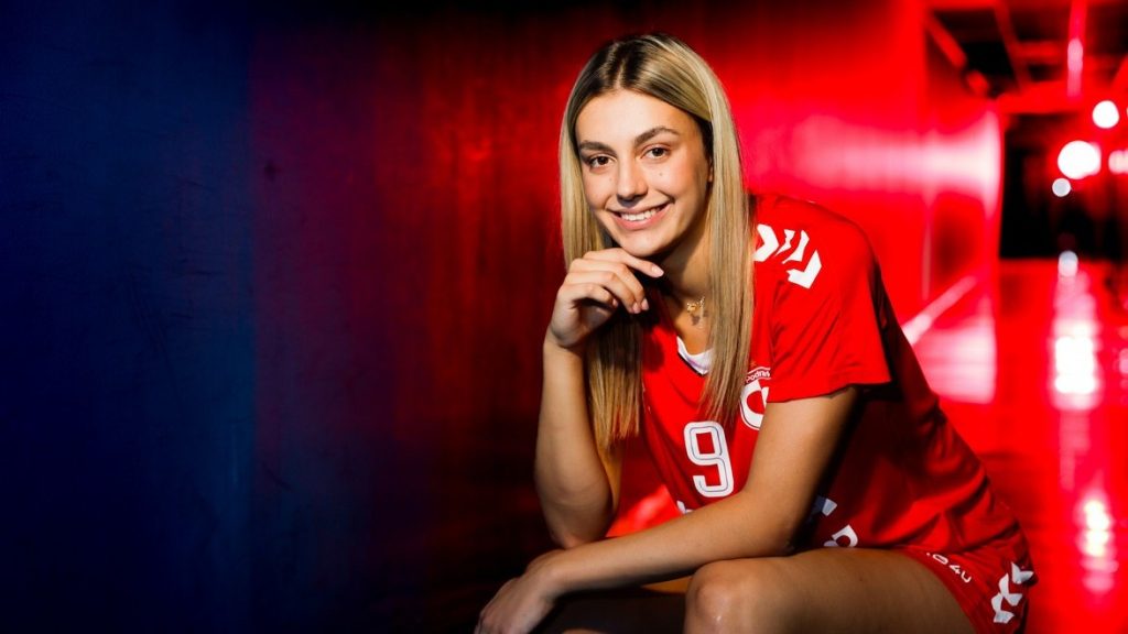 Ivana Fratnik stigla je u Koprivnicu: 'Dolazak u najtrofejniji klub velik je iskorak za moju karijeru'