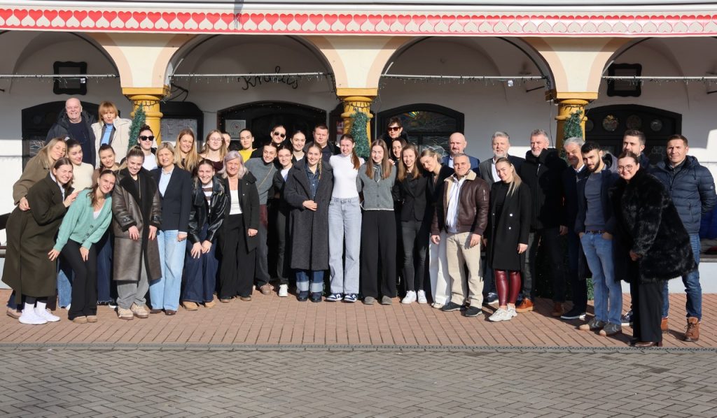 Uspješna godina zaključena zajedničkim druženjem i svečanim ručkom